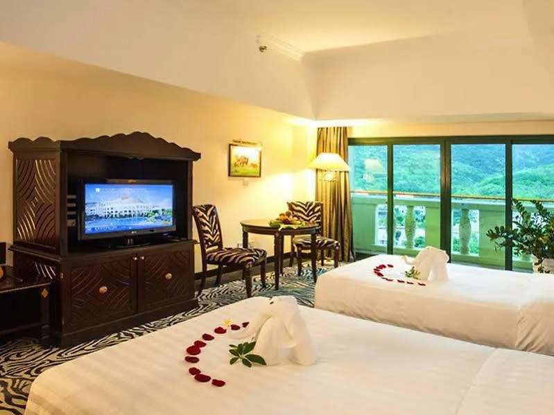 Yalong Bay Universal Resort Sanya