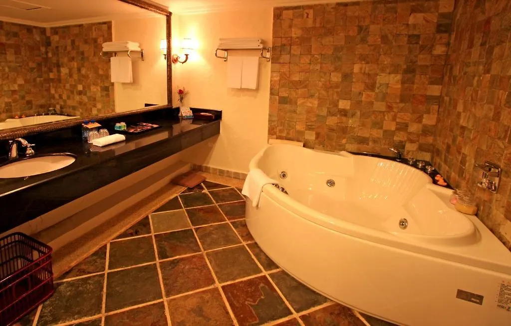 Yalong Bay Universal Resort Санья