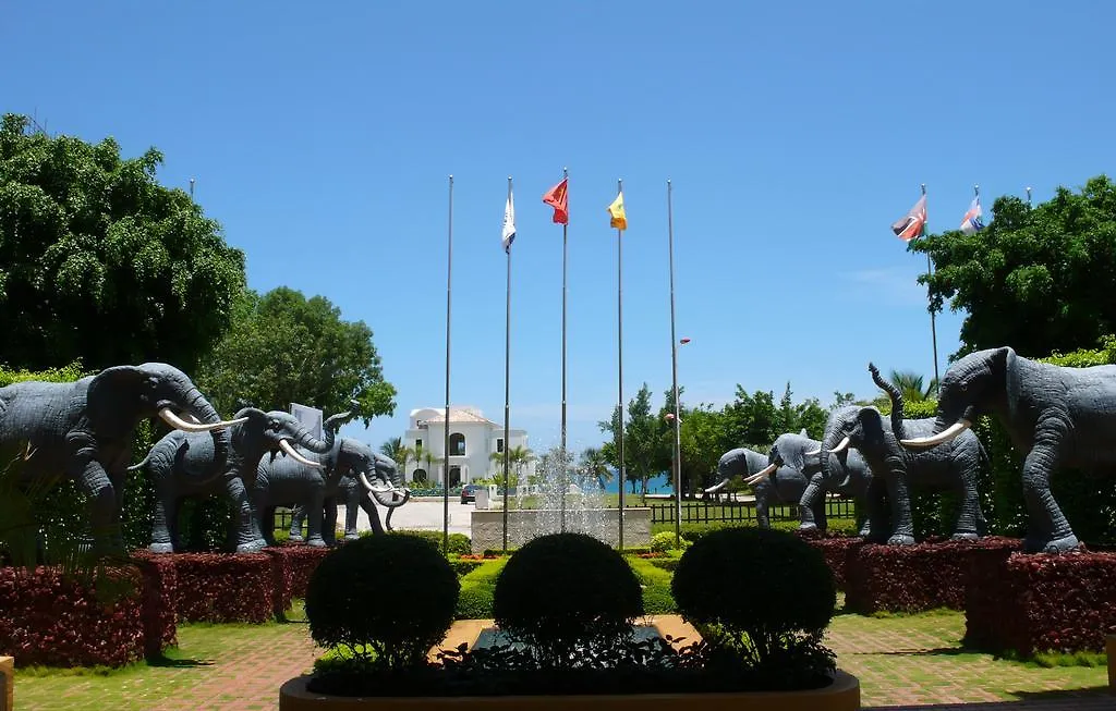 Yalong Bay Universal Resort Sanya China