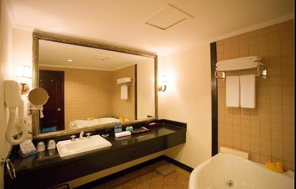 *****  Yalong Bay Universal Resort Sanya China